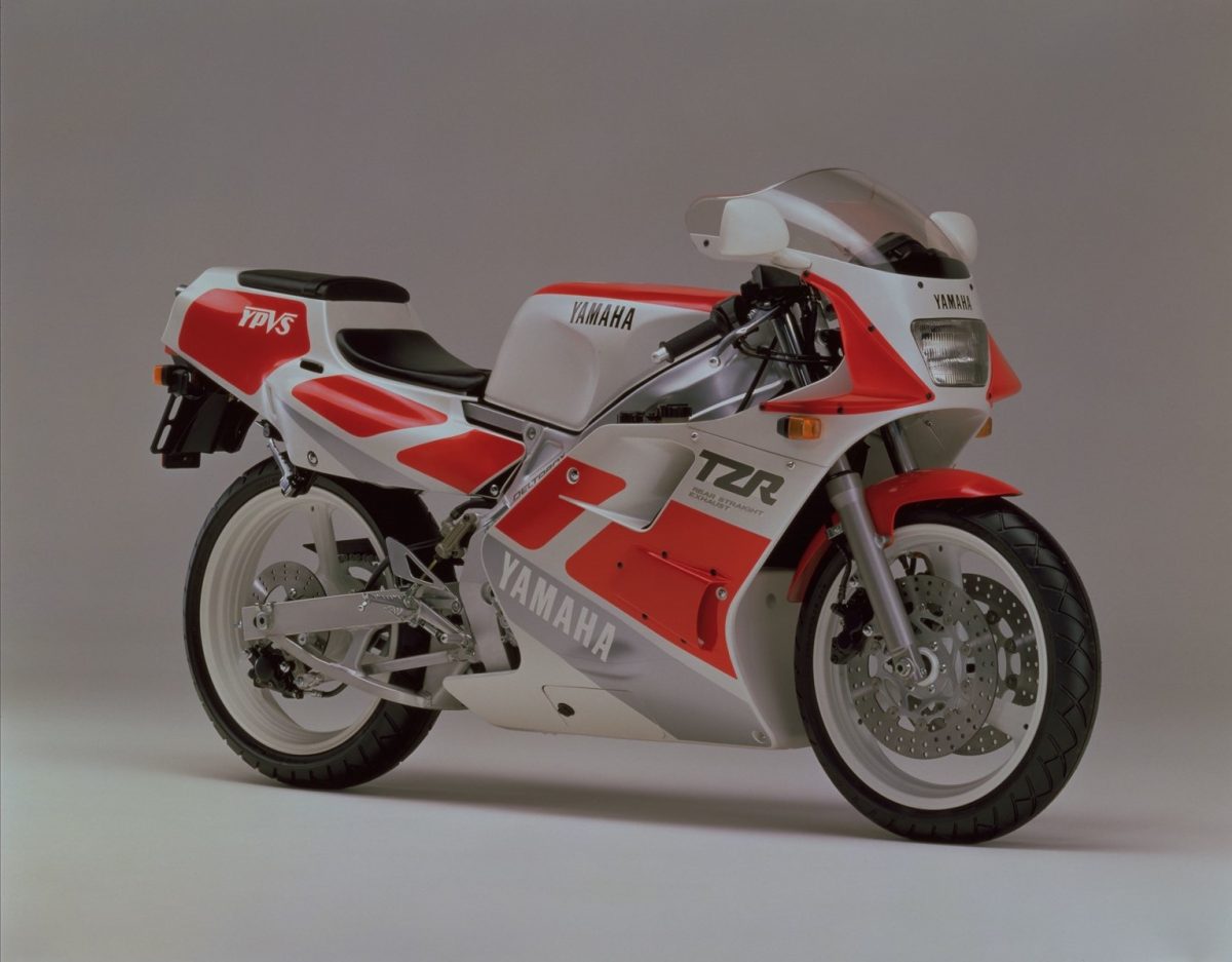 Yamaha ヤマハ が誇る歴代の名作バイクと 開発者が語るヤマハデザインの魅力 Lightning