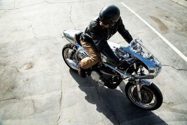 世界が認める日本の先駆者たち②「CHABOTT ENGINEERING」木村信也|モーターサイクルをアートにした先駆者。