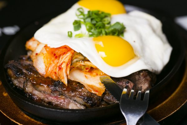 本当は教えたくない、次世代のトップシェフも通うハワイのレストラン【本田直之のThe Hawaii’s Best Restaurants・第1回】