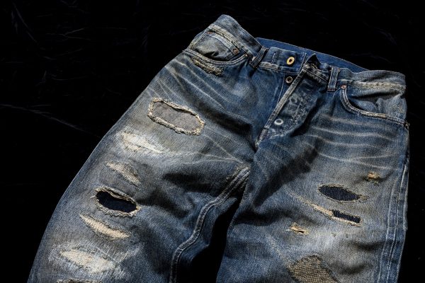 穴が開いても穿き続けたい! リペアデニム着こなし術。