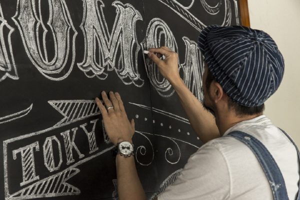 アメリカ、ヨーロッパ、日本……街で見かけるチョークアートの世界観が1冊に