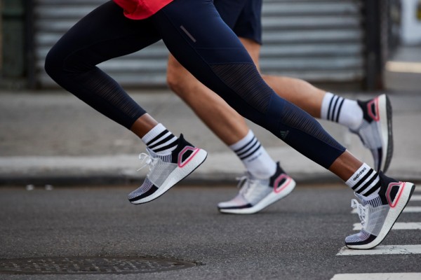 約4000人のランナーとともに開発されたニューモデル 「ULTRABOOST 19」登場!