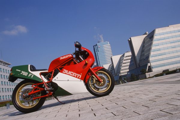【DUCATI名車図鑑】750F1 PANTA 憧れの、そして苦悩のF1