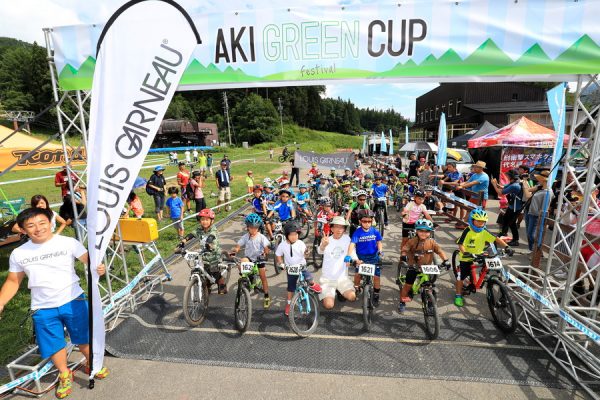 家族や仲間と!アキフェス、エントリー締め切り延長!