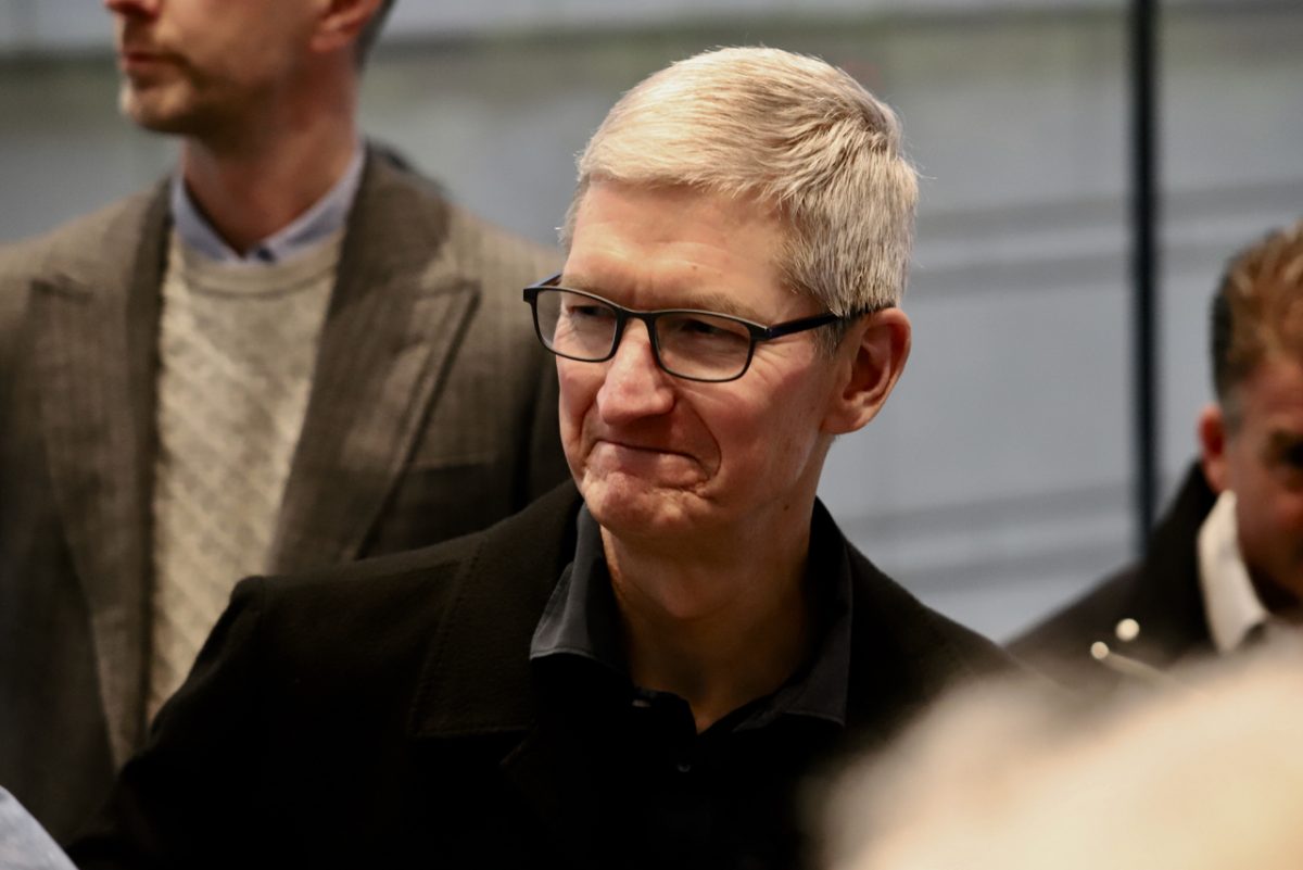 アップルのティム・クックCEOが京アニの事件に対して、哀悼の意を表明