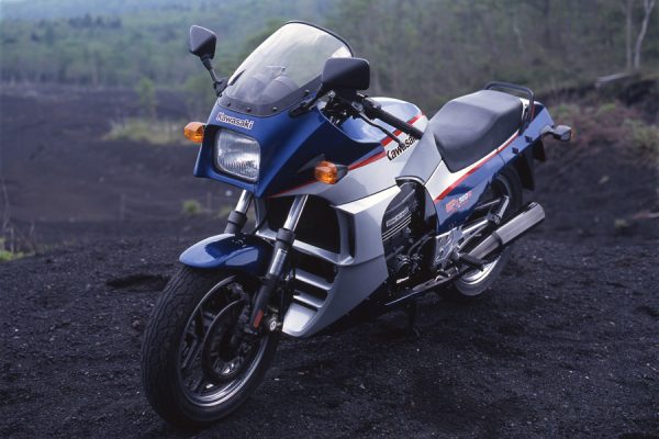 映画『トップガン』で一躍スターの仲間入り KAWASAKI GPZ900R Ninja-PART3ー