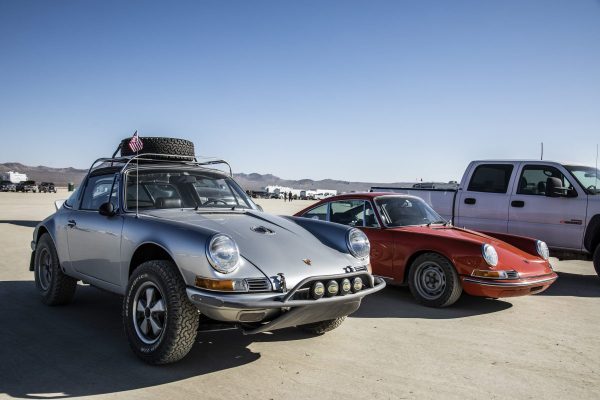 ここでは速いヤツが偉い! 砂漠のサーキット「エルミラージュ」。