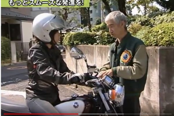 アナタはまだ「半クラ」が苦手? スムーズに発進するためのコツを動画で伝授!