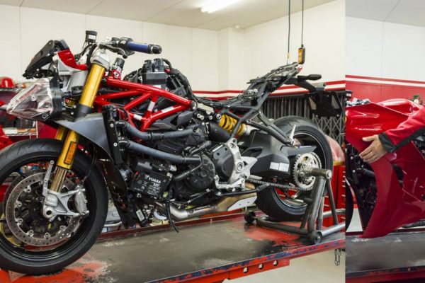 【スーパースポーツ】メンテ&カスタムその前に! フルカウルの外し方!