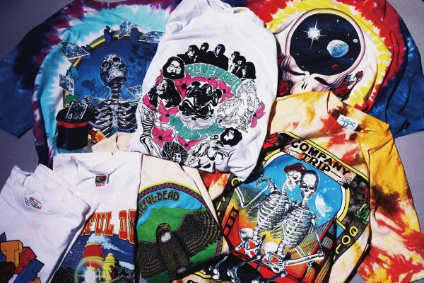 ブート品は悪くない?Tシャツが物語る、グレイトフル・デッドのLOVE & PEACEの精神。
