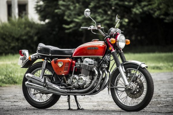 国産バイク初の750ccモデルを覚えているか?1969年に発売されたホンダCBシリーズの名作