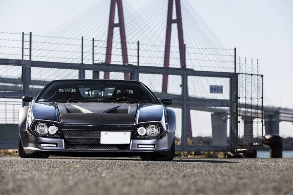 スポーツカーは走ってなんぼ! 「デ・トマソ・パンテーラGT5」を街乗りとサーキット兼用にカスタム!