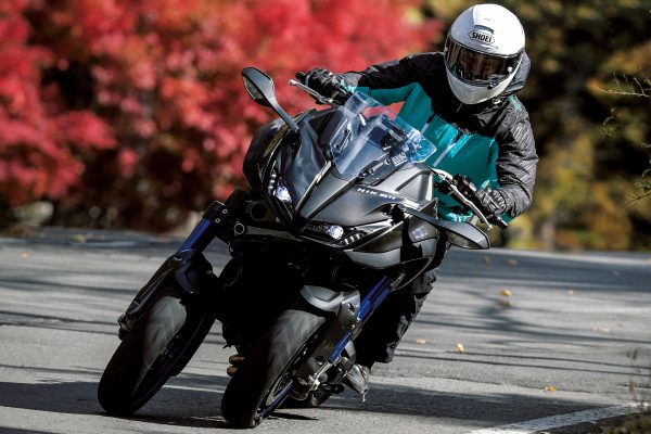 YAMAHA NIKEN(ヤマハ・ナイケン)~300km走って見えてきたもの~【R/C インプレッション archives】
