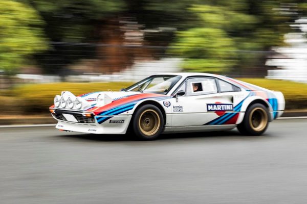 【Ferrari 308GTB】公道でドライブ可能! 本格的なラリーマシンで、 ちょっとそこまで買い物に行く贅沢。