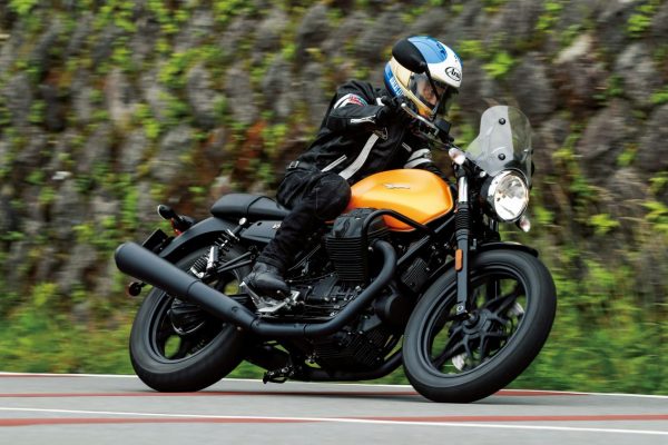 「MOTO GUZZI V7 III STONE(モト・グッツィ・V7 IIIストーン)」~穏やかさの中にあるスポーツ性の高さ~【R/C インプレッション archives】