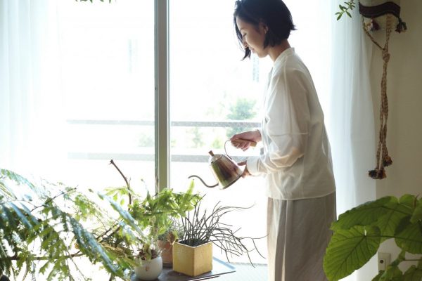 月経にまつわる不調をヨガで軽減!