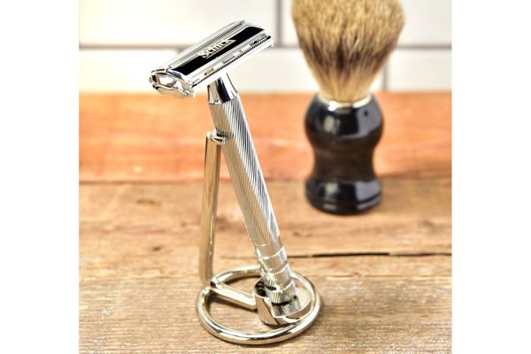 「SCHICK(シック)」の両面カミソリで、洗面所がおしゃれに変わる。