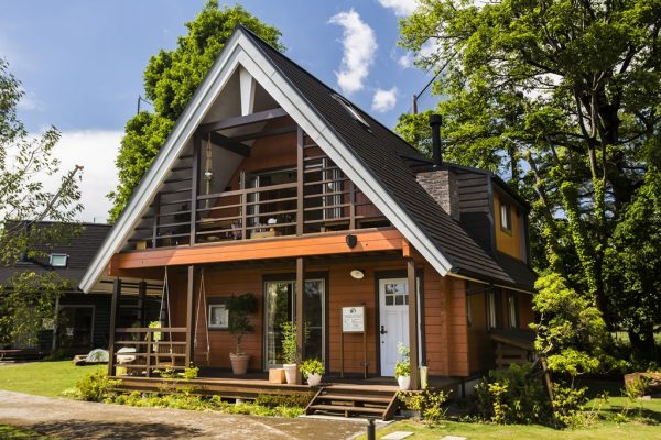 アメリカっぽい憧れの”三角屋根の家”に住んでみたい!|BESS