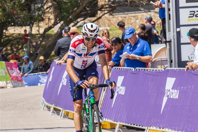 日本で暮らすフランス人自転車プロ選手が送る「レース再開へ向けた生活
