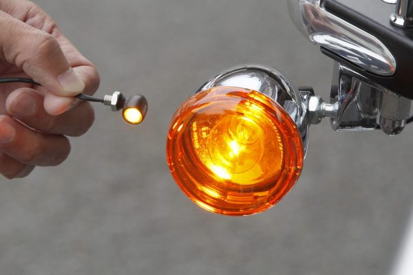 話題の極小LEDウインカーを試してみた!