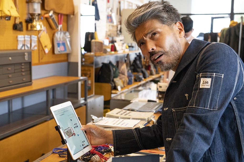 Unbyジェネラルグッズストア カリフォルニア工務店 スペシャルコラボバッグ製作開始 Lightning