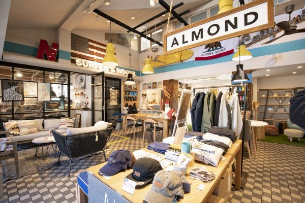 装い新たなスタイルとなった「カリフォルニア工務店のNEWショールーム!