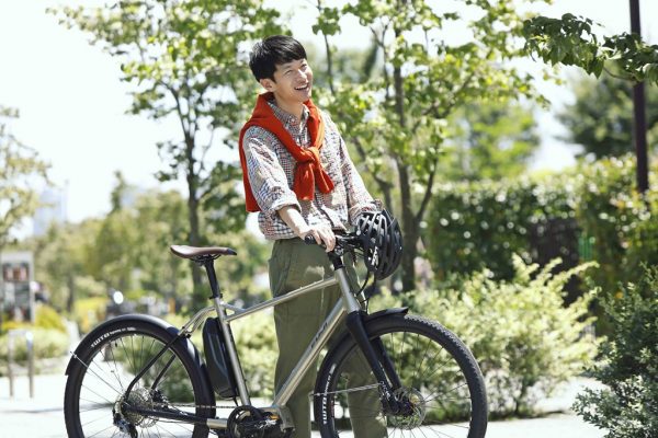 ファッション好きの強い味方! 平日も休日も、E-BIKEでスマートに