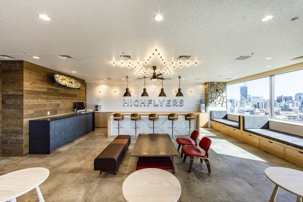 日本のオフィス環境に新たな働き方スタイルを。カリフォルニア工務店がオフィスをプロデュース!
