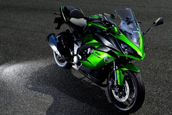 極上の本格スポーツ&ツアラーがさらに進化 For Grand Touring KAWASAKI Ninja1000SX