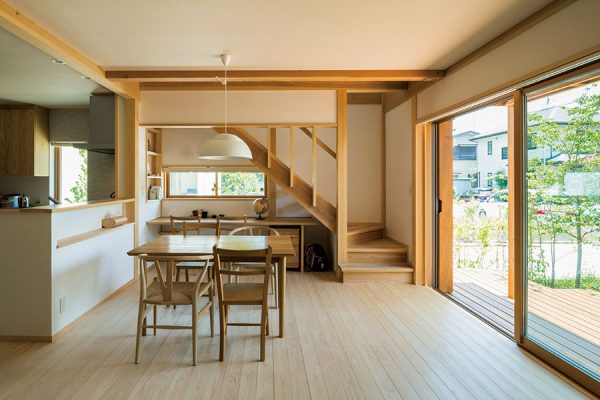 自然素材にこだわって、居心地のよい木造住宅を実現|大磯エリア【神奈川エコハウス】