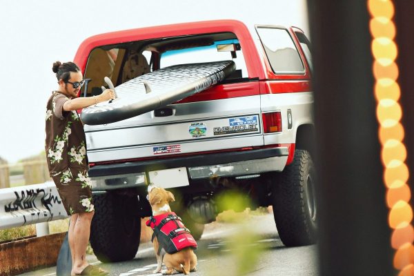 犬とボードを快適に乗せられる! フルサイズSUV「シボレー K-5ブレイザー」。