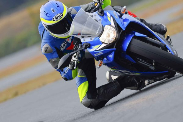 開けられる楽しさを追求! SUZUKI GSX250R