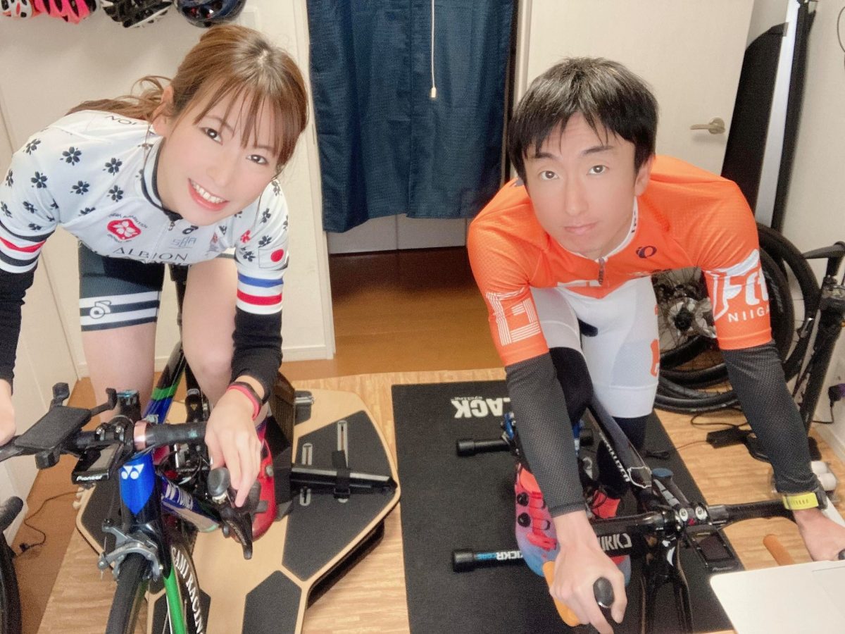 冬の新潟でバーチャルサイクリング! 夫婦がエベレスティングで標高 冬の新潟でバーチャルサイクリング! 夫婦がエベレスティングで標高
