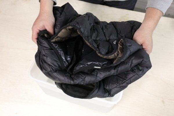 冬の必需品、ダウンジャケットを洗う方法