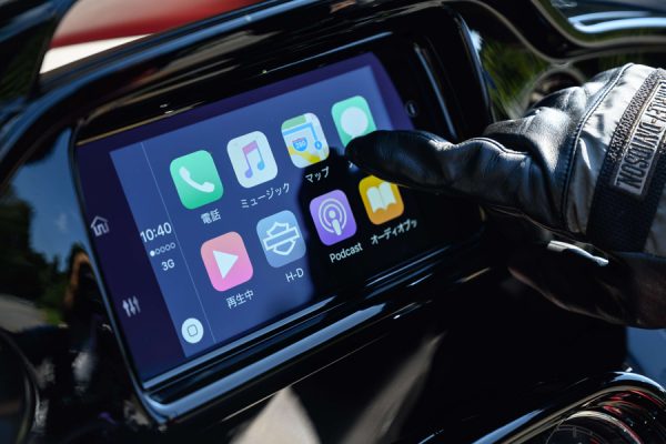 デジタルコクピット時代! Apple CarPlay&Android Auto スマホで繋がる新時代!