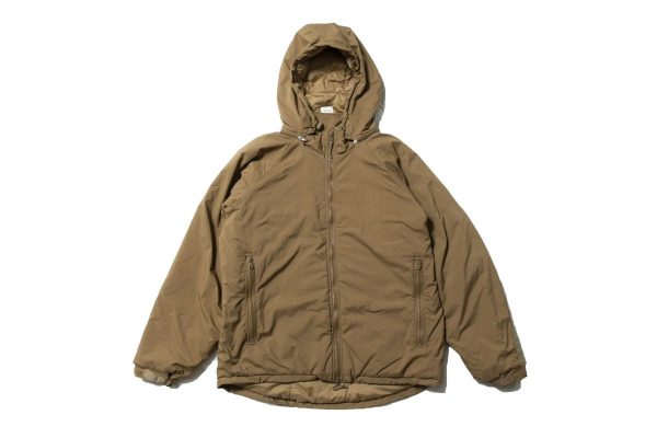 アウトドアウエアの技術が落とし込まれた、 軍用レイヤードシステム「ECWCS」の市場価値を探る!