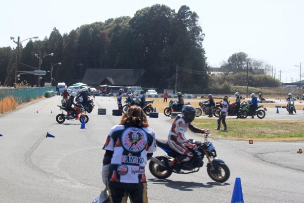 連載中『バイク女子部のRide on Time』今回はバイクウエア&プロテクターを語ります!