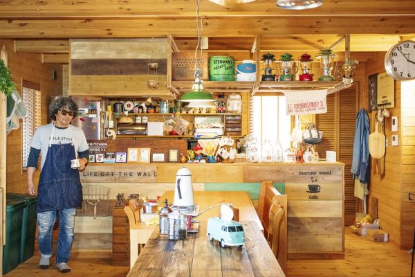 まるでアメリカのカントリーサイド! 大工さんが住む「ワンダーデバイス」|BESS