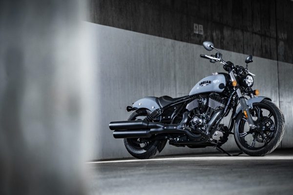クルーザーの皮を被ったスポーツバイク「インディアン」のチーフダークホース。