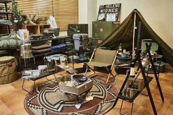 自宅での最新アウトドアスタイルを提案するライフスタイルショップ「BICASA」の Camp Style。