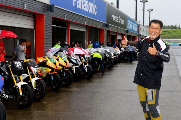 Motorcycle life ー“レースが好き”だけでここまで来た 異質で異色の会社員ー