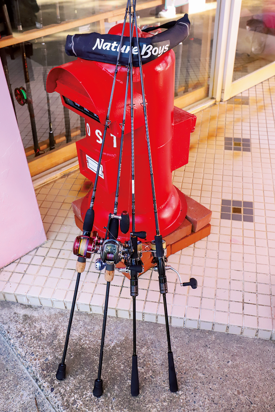 猫じゃらしでブラックバス釣り！！ 印旛沼中央排水路 ホリデー