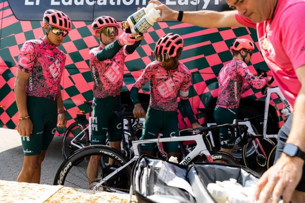 自転車用ボトルが肥料に! 100%生物由来素材ボトルをEFエデュケーションが採用