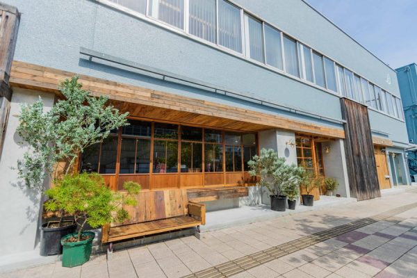 サイクリスト特化型のホステル「チャーリーズベッド」が和歌山市に7月15日オープン