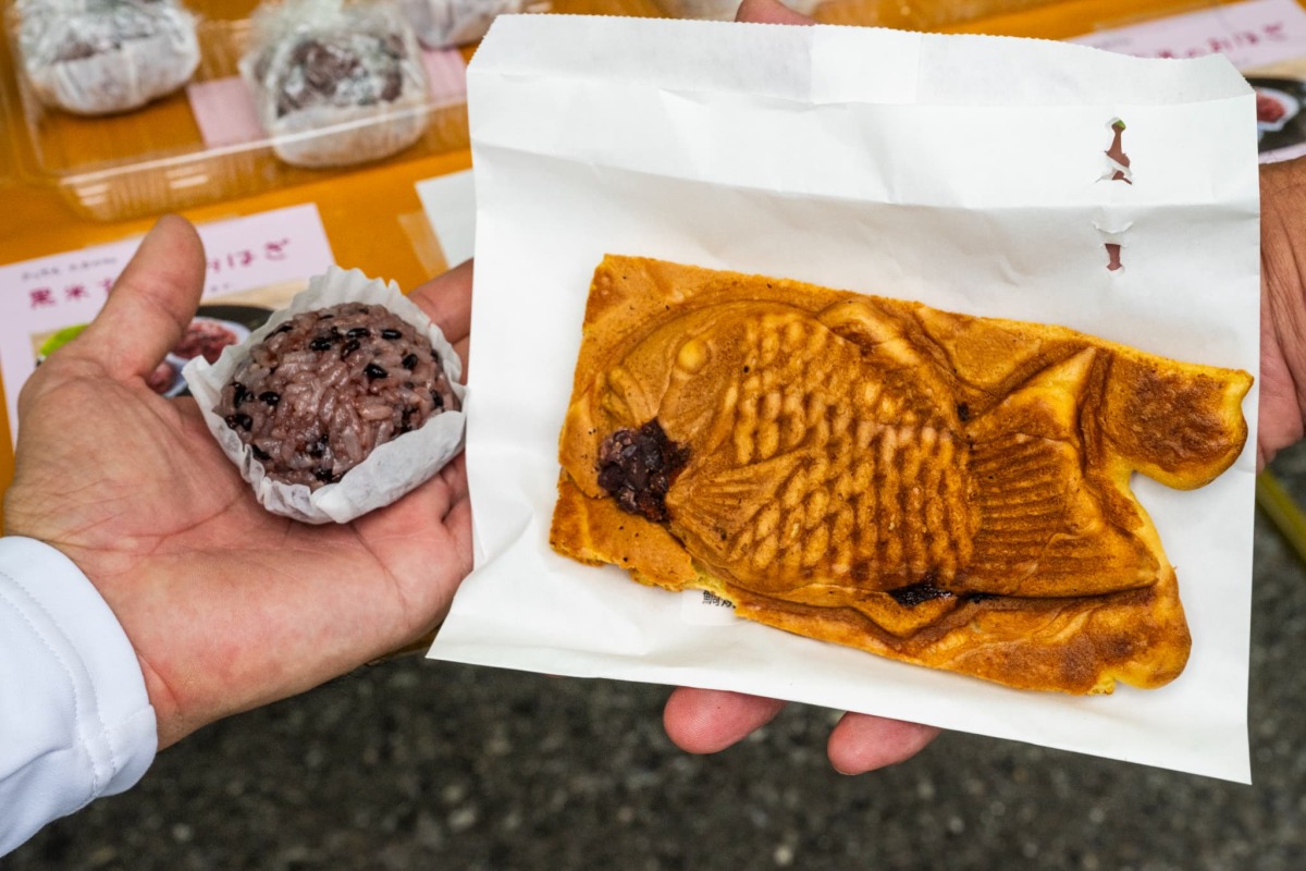 地元特産の菓子