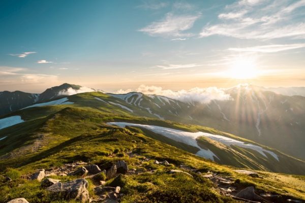 【100楽山/飯豊山】夕日を見るならこの山で決まり!私の好きな夏の山歩き