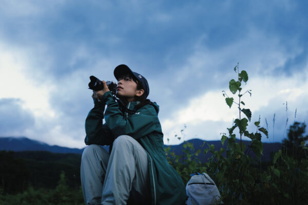 【HIKER’S CAMERA】OM SYSTEM OM-3 × ミノリ｜ OM-3と無数の色に出合う、乗鞍高原ハイク旅  ー前編ー