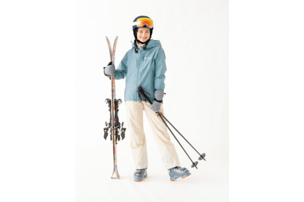 【モンベル×ランドネ】秋から冬まで山歩きを楽しみたい、私のコーディネート_雪山あそび