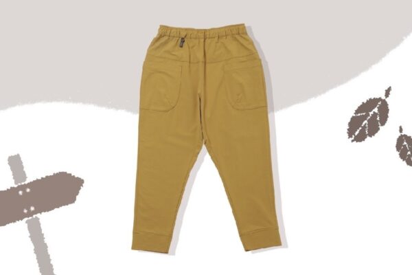 機能性はもちろん“いまどき感”ある優秀パンツ！冬の低山ハイクにおすすめなアイテム