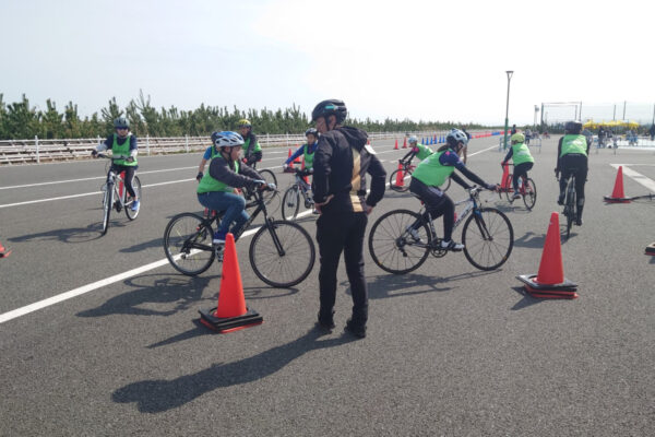 Team UKYOが増田成幸と片山右京を講師に自転車体験会を名取市で開催 小中学生向けに無料レッスン